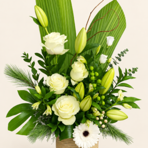 Corbeille de fleurs le majestueux sur fond ivoire
