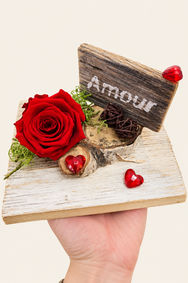 Montage éternelle amour sur fond ivoire