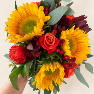 Bouquet de mariée Tournesols sur fond ivoire
