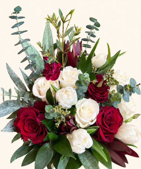 Bouquet de mariée Blanc de Bourgogne sur fond ivoire