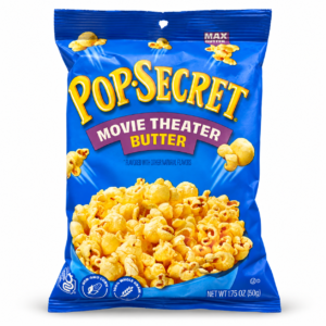 Sachet Pop-Secret Movie Theater Butter 50 g sur fond blanc