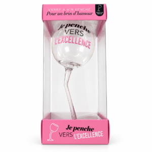 Verre à vin rose Je penche vers l’excellence dans sa boîte sur fond blanc